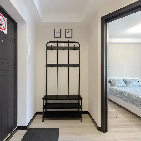 Artal Apartment On Obolonskyi Avenue 16 Kiew Exterior foto