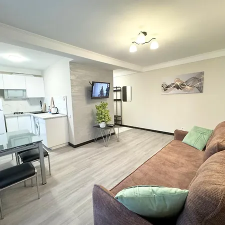 Artal Apartment On Obolonskyi Avenue 16 Kiew Exterior foto