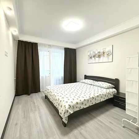 Artal Apartment On Obolonskyi Avenue 16 Kiew Exterior foto