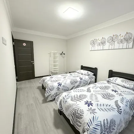 Artal Apartment On Obolonskyi Avenue 16 Kiew Exterior foto