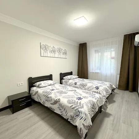 Artal Apartment On Obolonskyi Avenue 16 Kiew Exterior foto